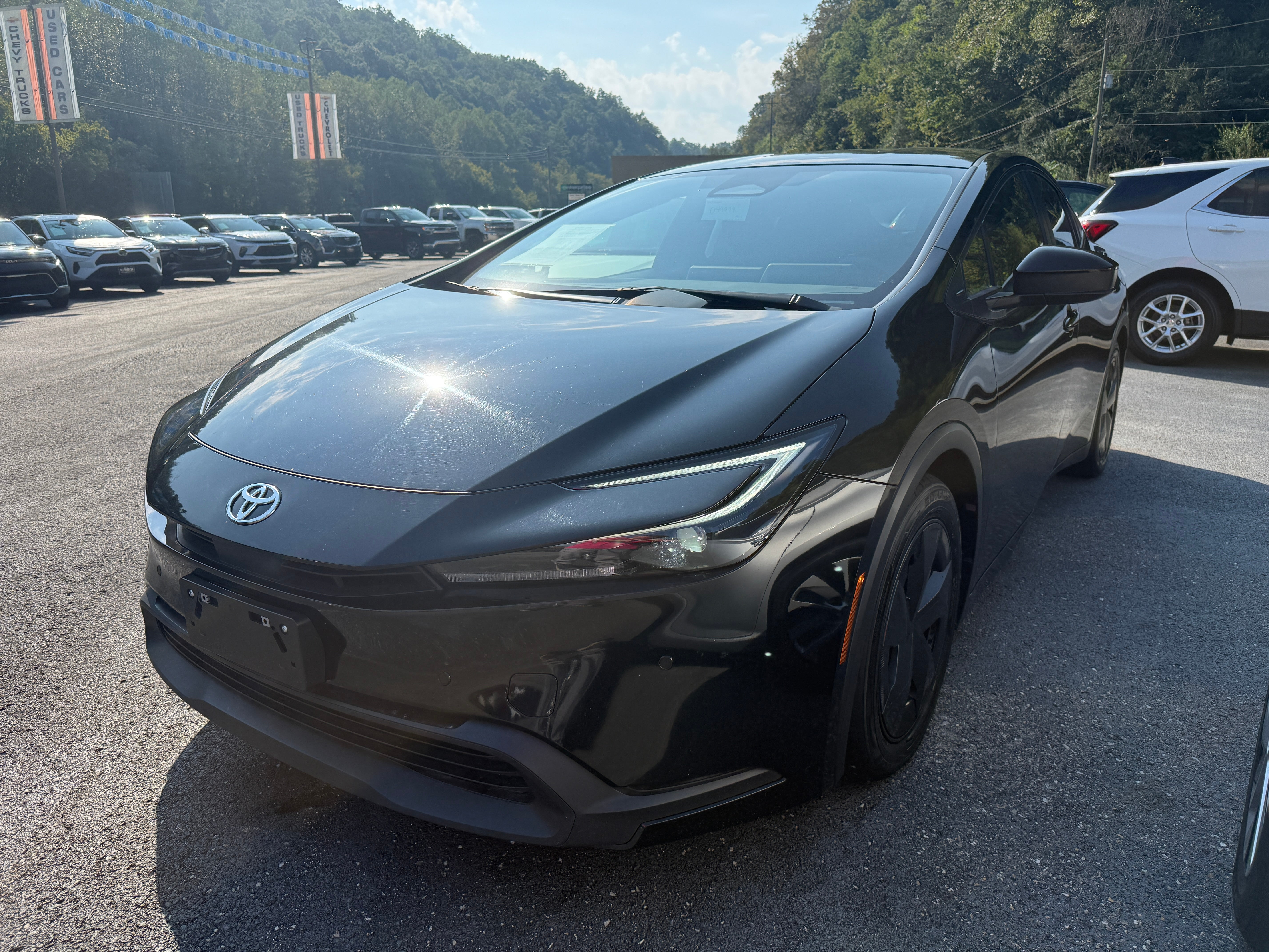 2025 Toyota Prius LE