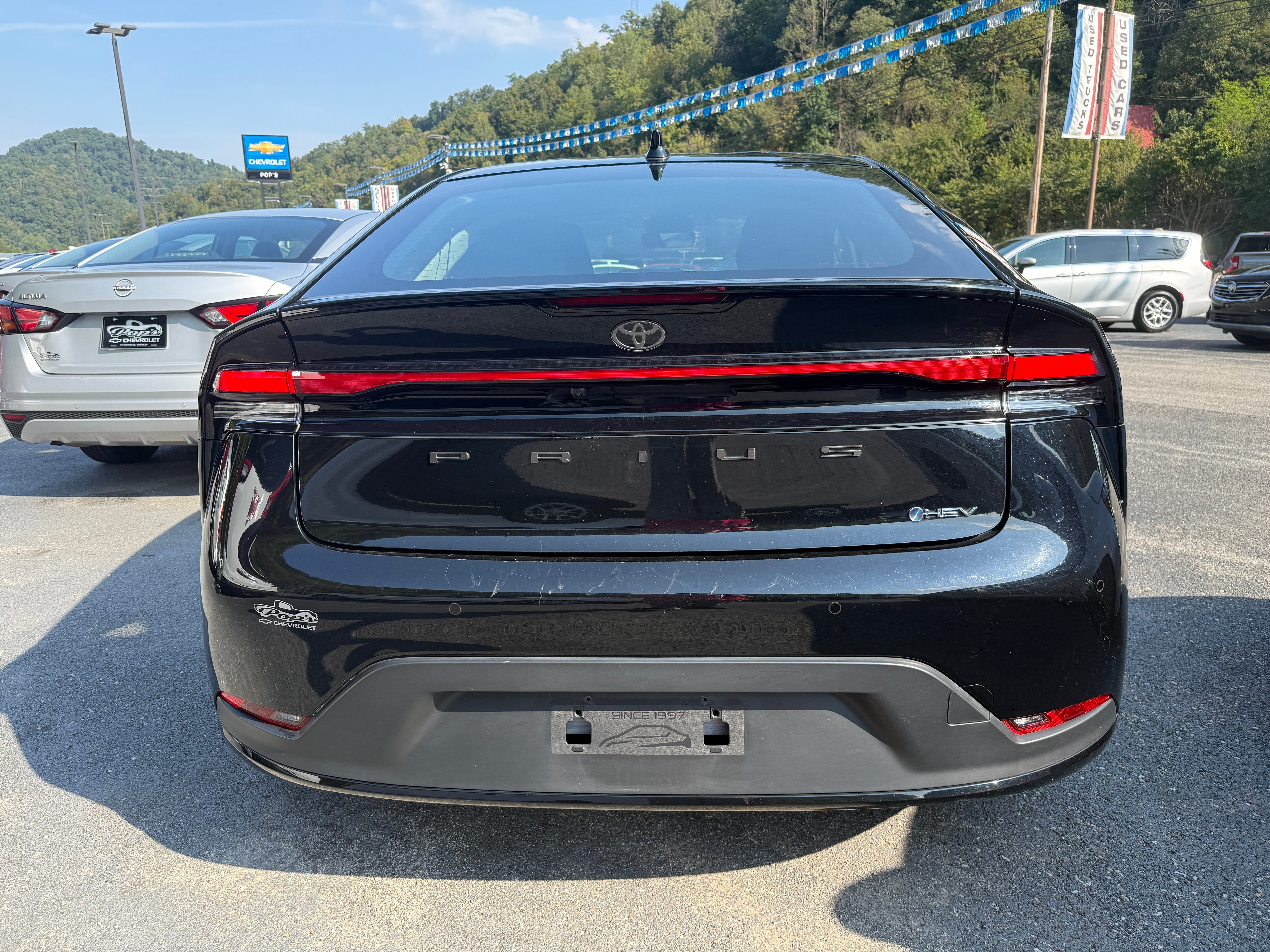 2025 Toyota Prius LE