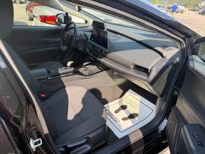 2025 Toyota Prius LE
