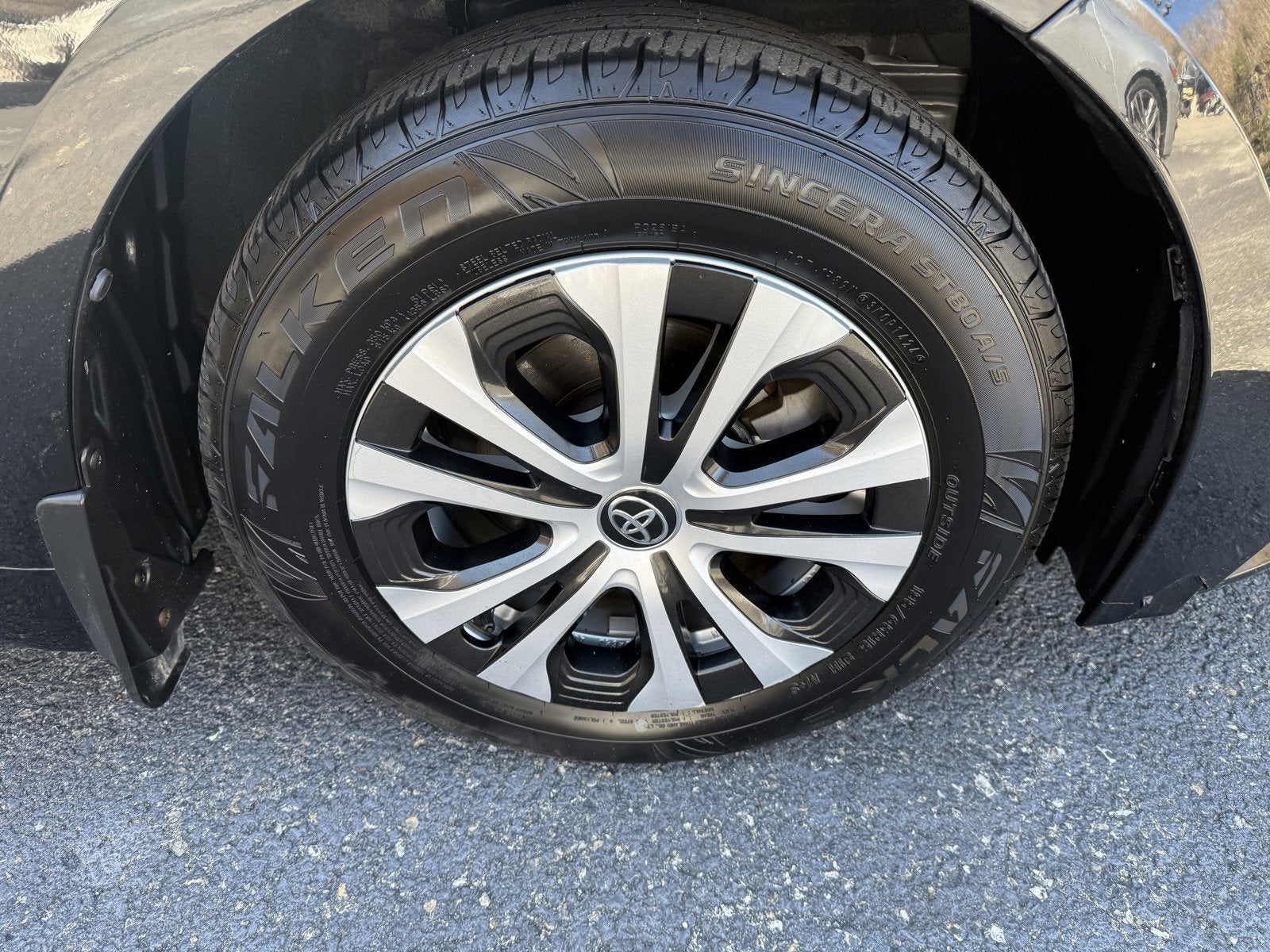 2022 Toyota Corolla Hybrid LE