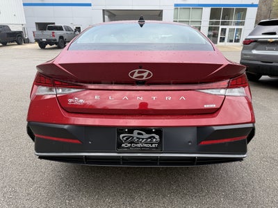 2024 Hyundai Elantra Hybrid Limited