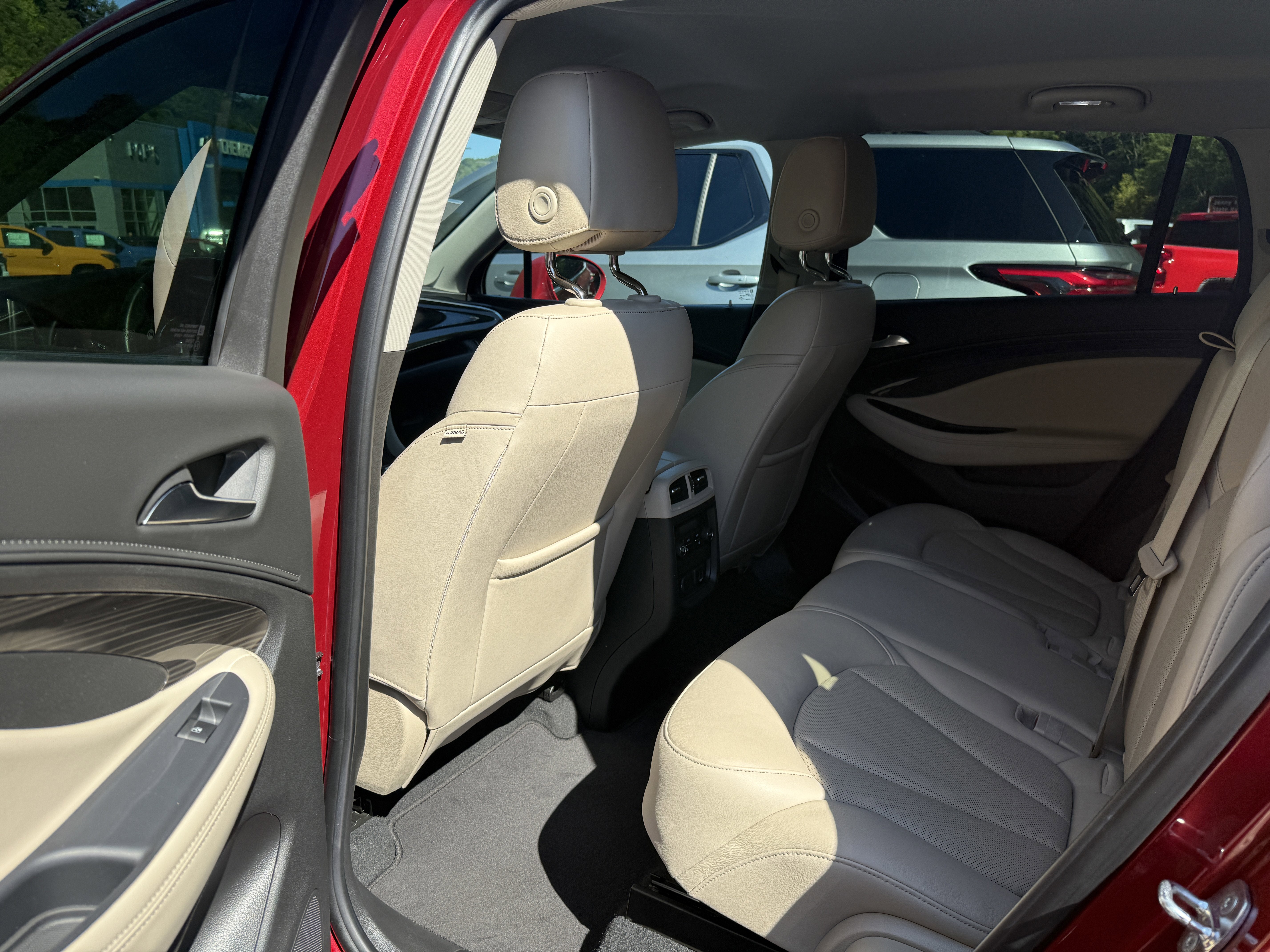2020 Buick Envision Essence Group