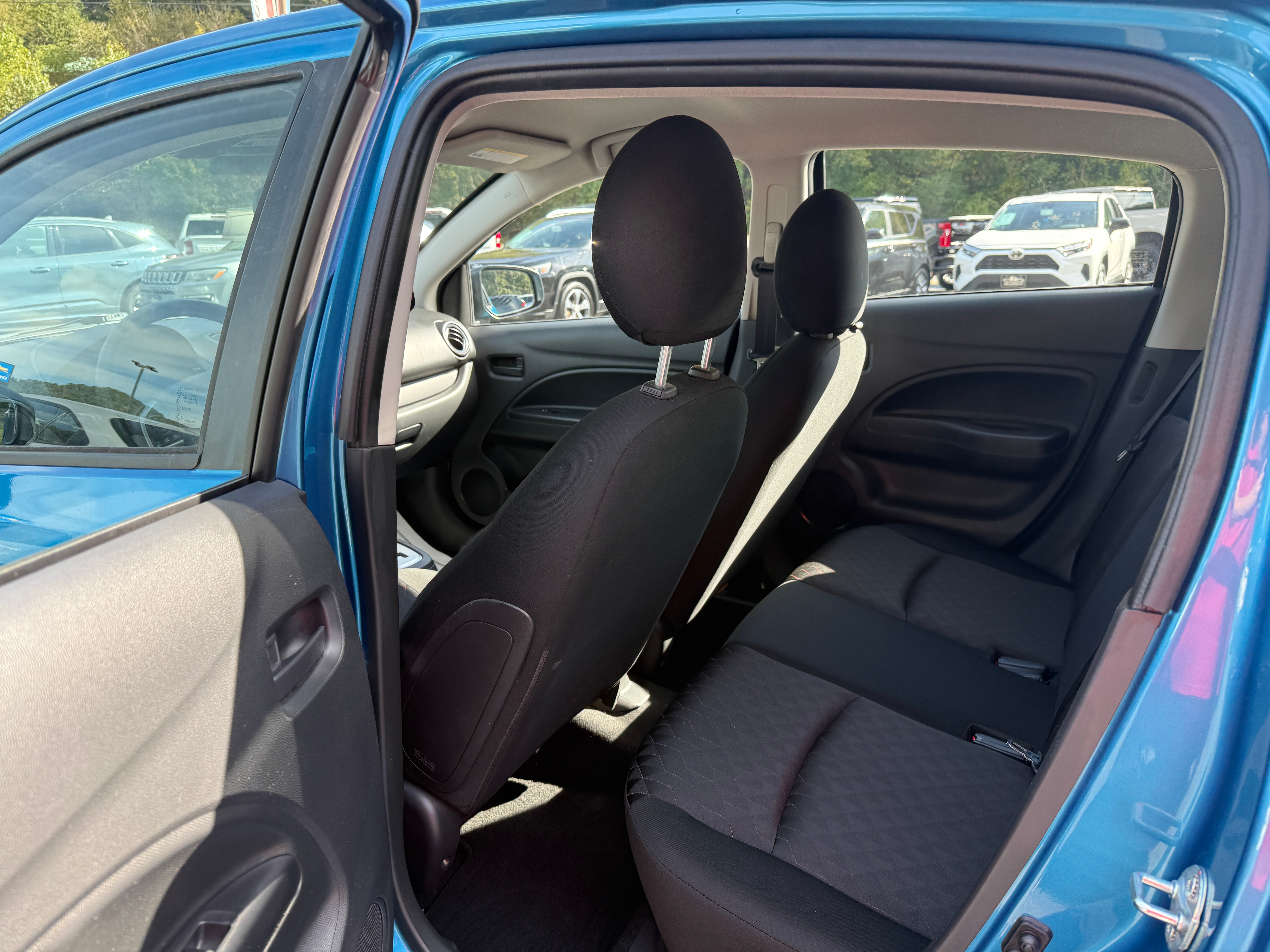 2023 Mitsubishi Mirage ES
