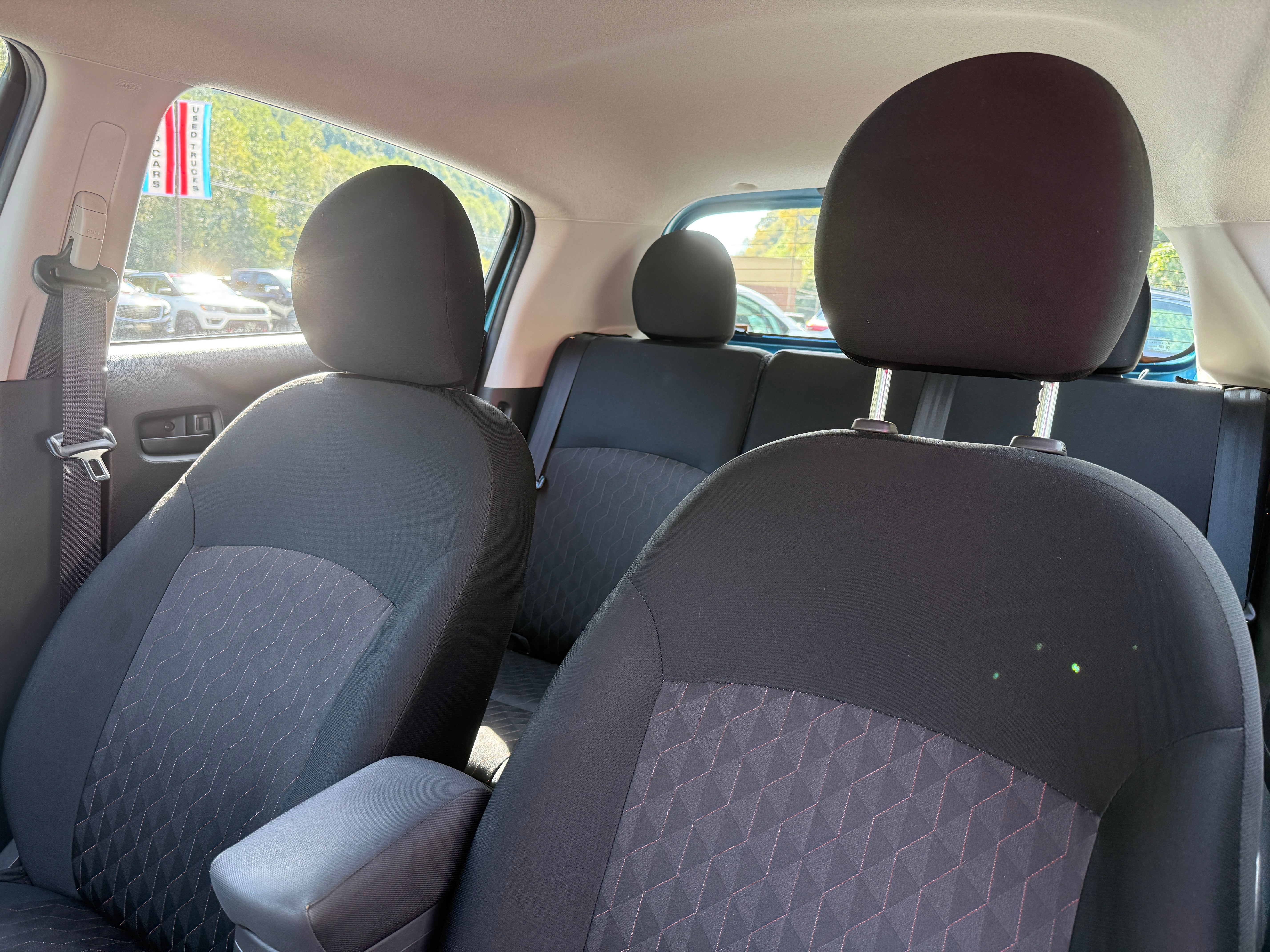 2023 Mitsubishi Mirage ES